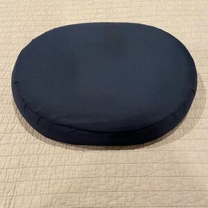 Briggs Healthcare Oval Navy Seat Cushion | Foam | Approx. 15”